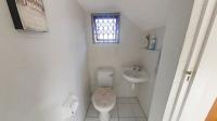 Guest Toilet - 2 square meters of property in Brighton Beach