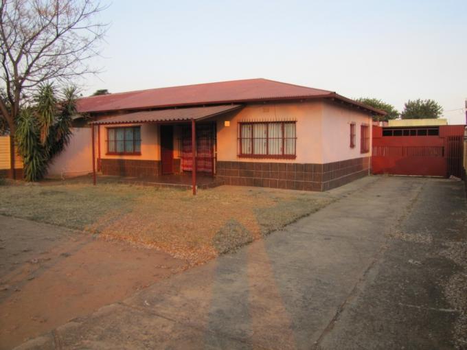 2 Bedroom House for Sale For Sale in Vanderbijlpark - MR640692