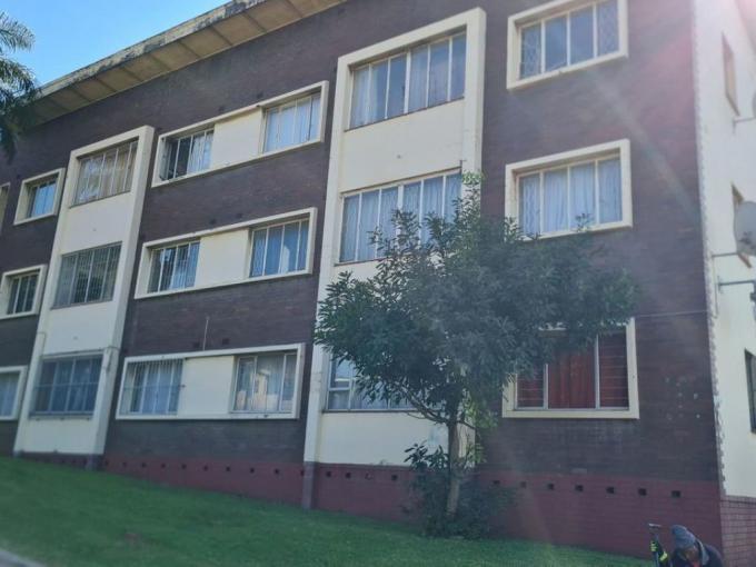 2 Bedroom Apartment for Sale For Sale in Montclair (Dbn) - MR640736