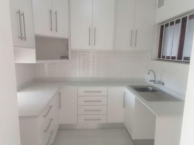 2 Bedroom Apartment to Rent in Morningside - DBN - Property to rent - MR640774