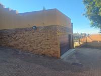  of property in Glenvista