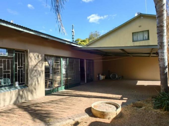 1 Bedroom Simplex for Sale For Sale in Polokwane - MR640880