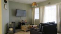 Lounges - 25 square meters of property in Ferndale - JHB