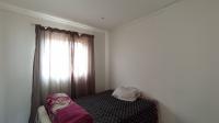 Bed Room 1 - 8 square meters of property in Riverside View