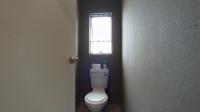 Bathroom 1 - 6 square meters of property in Riverside View