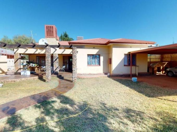 3 Bedroom House for Sale For Sale in Upington - MR641025