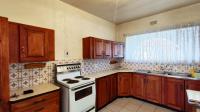 Kitchen - 11 square meters of property in Three Rivers