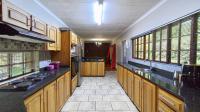 Kitchen - 23 square meters of property in Clarendon