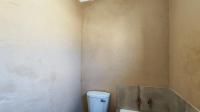 Bathroom 1 - 4 square meters of property in Dawn Park