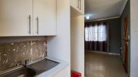 Kitchen - 9 square meters of property in Dawn Park