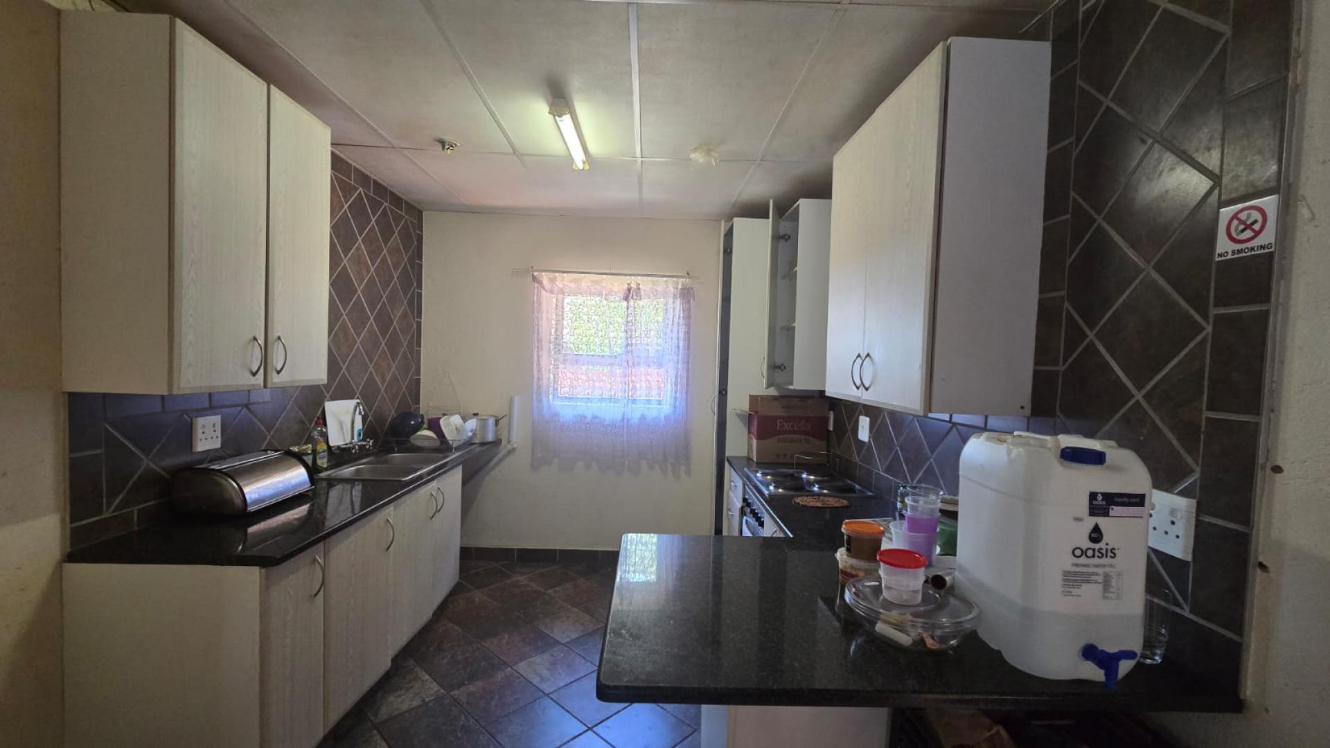 Kitchen of property in Lephalale (Ellisras)