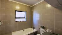 Bathroom 1 - 7 square meters of property in Brentwood Park AH