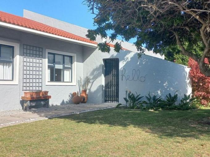 3 Bedroom House for Sale For Sale in Hermanus - MR641278