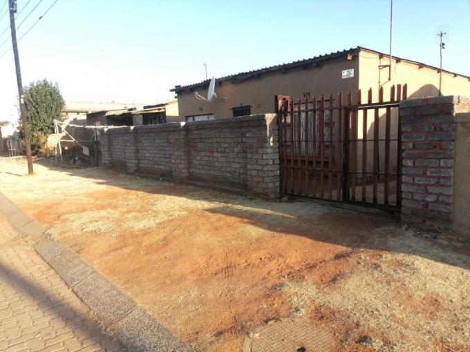 3 Bedroom House for Sale For Sale in Ratanda-JHB - MR641352