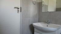 Main Bathroom - 5 square meters of property in Mindalore