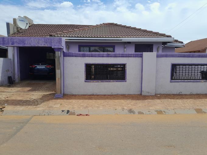 3 Bedroom House for Sale For Sale in Protea Glen - MR641498