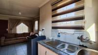 Kitchen - 6 square meters of property in Palm Ridge