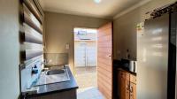 Kitchen - 6 square meters of property in Palm Ridge