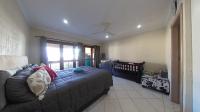 Main Bedroom - 22 square meters of property in Shelly Beach