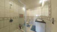 Main Bathroom - 7 square meters of property in Shelly Beach