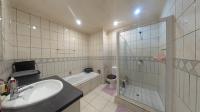 Bathroom 1 - 9 square meters of property in Shelly Beach