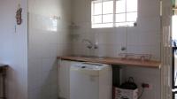 Kitchen - 13 square meters of property in Radiokop