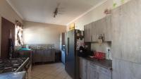 Kitchen - 19 square meters of property in Wilropark