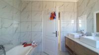 Bathroom 1 - 8 square meters of property in Amandasig