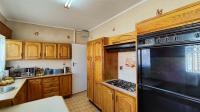 Kitchen - 13 square meters of property in Norkem park