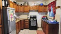 Kitchen - 11 square meters of property in Kingsburgh