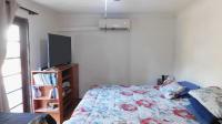 Main Bedroom - 17 square meters of property in Kingsburgh