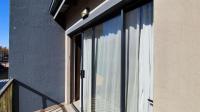 Balcony - 6 square meters of property in Terenure