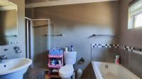 Main Bathroom - 6 square meters of property in Terenure