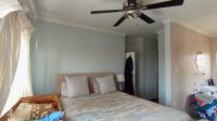 Main Bedroom - 20 square meters of property in Amberfield