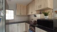 Kitchen - 19 square meters of property in Amberfield