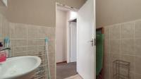 Bathroom 1 - 7 square meters of property in Dainfern