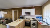 Kitchen - 13 square meters of property in Pomona