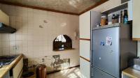 Kitchen - 11 square meters of property in Spruitview