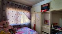 Bed Room 1 - 8 square meters of property in Spruitview