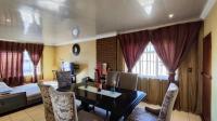 Dining Room - 13 square meters of property in Spruitview