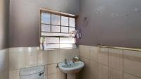 Bathroom 2 - 5 square meters of property in Visagiepark