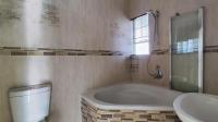 Bathroom 1 - 5 square meters of property in Elsburg