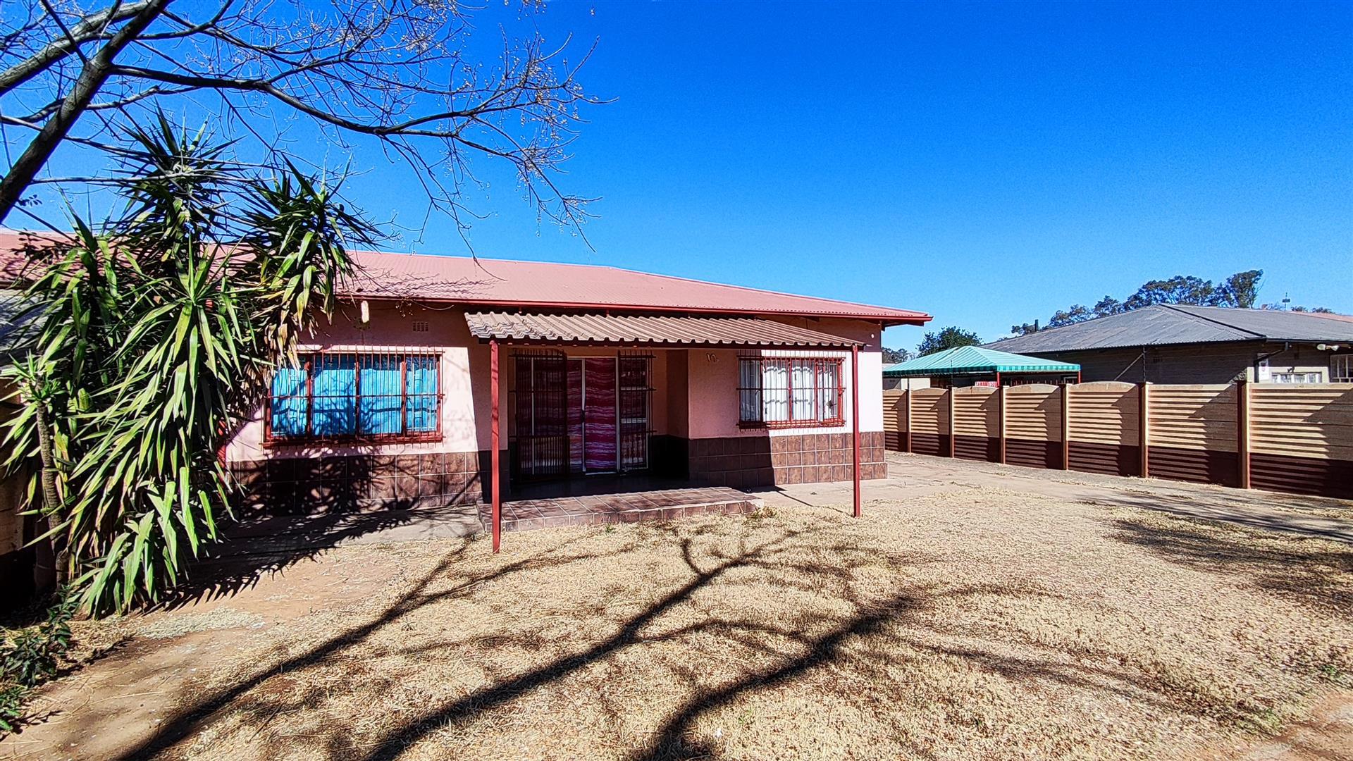 Front View of property in Vanderbijlpark