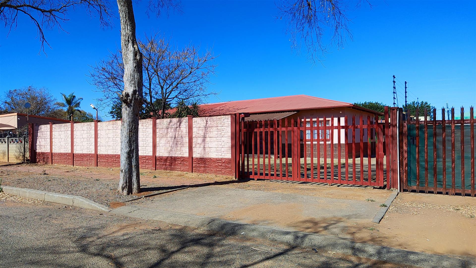 Front View of property in Vanderbijlpark