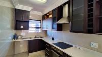 Kitchen - 11 square meters of property in Ravenswood