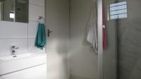 Main Bathroom - 8 square meters of property in Cosmo City