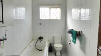 Bathroom 1 - 6 square meters of property in Woodlands - DBN