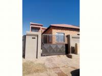 2 Bedroom 1 Bathroom House to Rent for sale in Mofolo Central