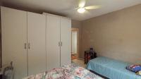 Bed Room 1 - 17 square meters of property in Bulwer (Dbn)