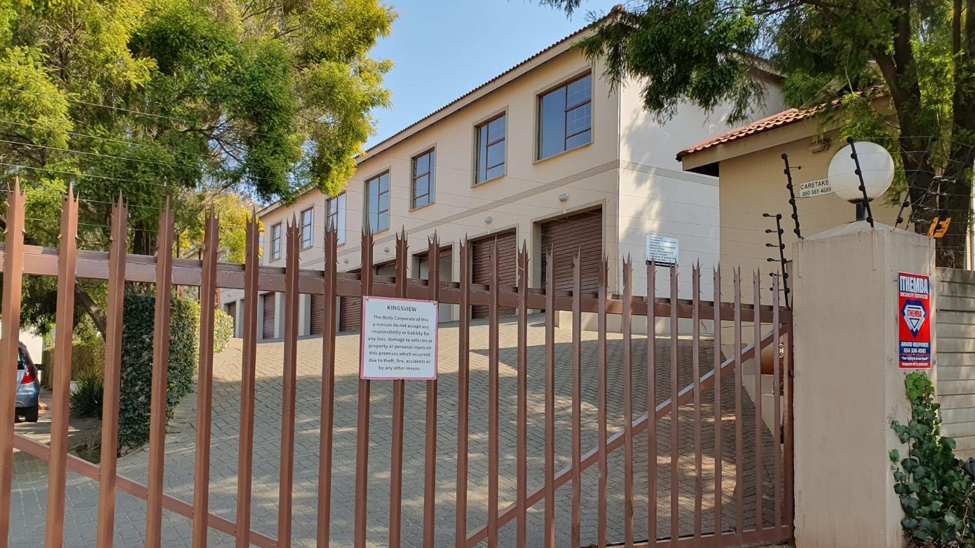 Front View of property in Sunnyridge 